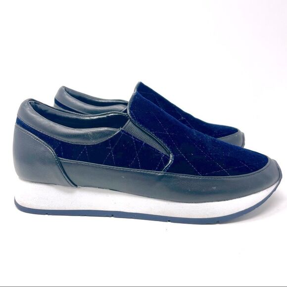 DONALD J. Pliner Ronie Navy Velvet Diamond Quilt Slip-On Sneakers Size 5.5 - Picture 2 of 11